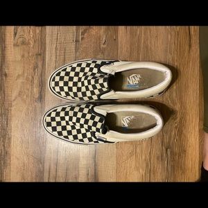 checkered vans